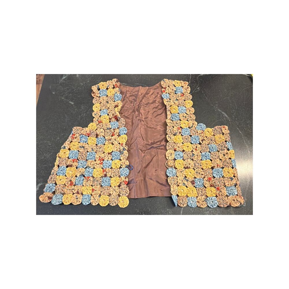 Handmade Yo-Yo Quilt Vest Multicolor Patchwork One Button Satin Back Adj Tie - Picture 5 of 9